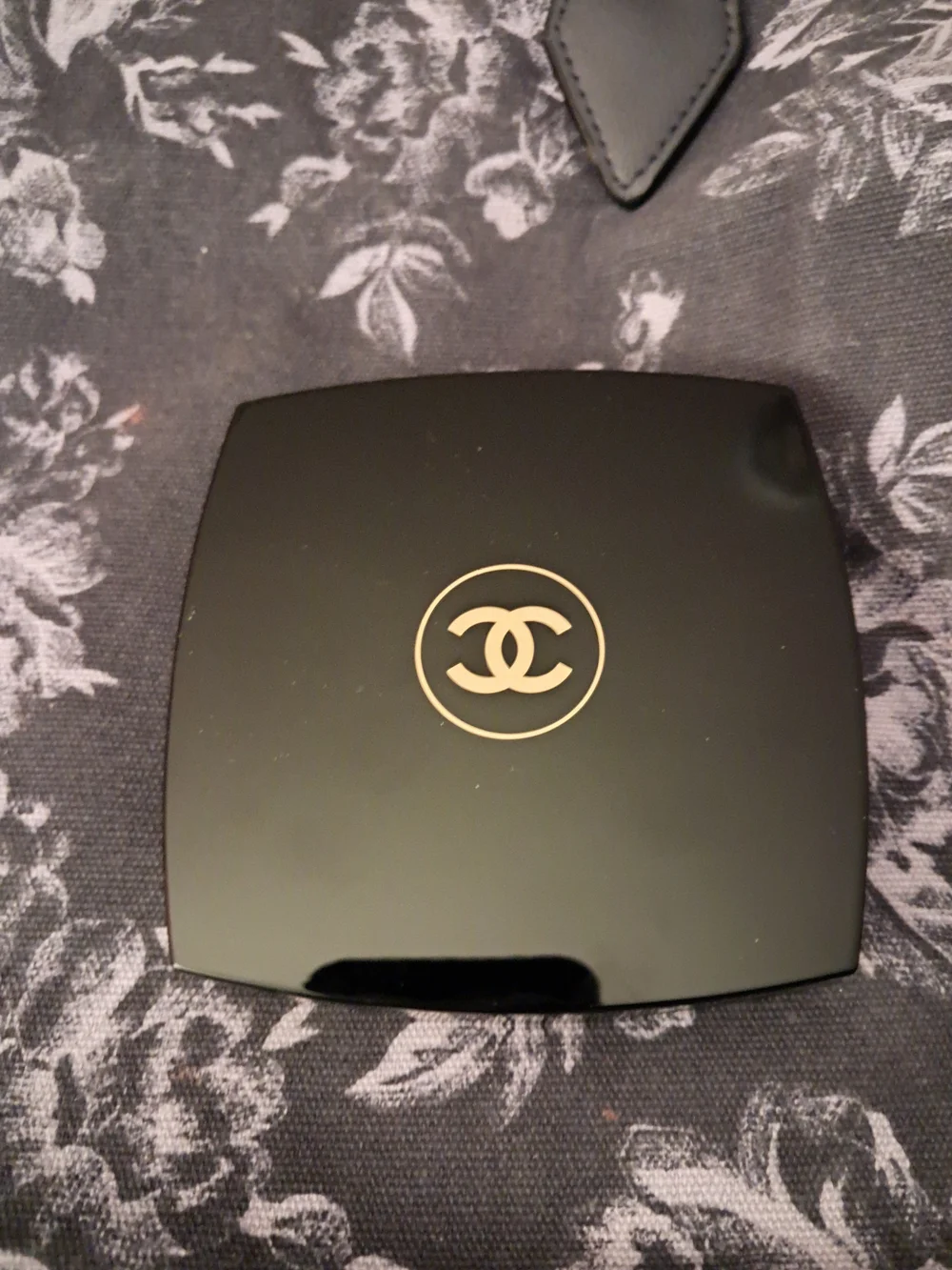 CHANEL diamond dust